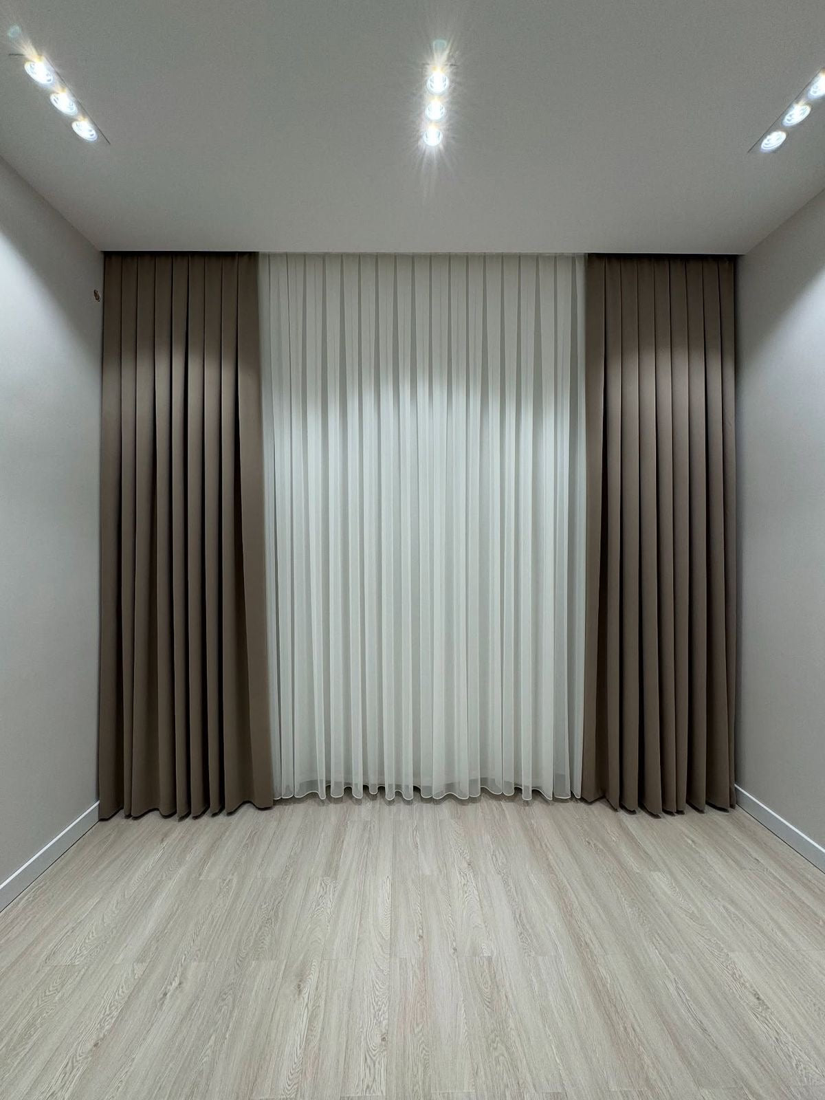 Sophisticated, High-Quality Turkish Curtain – ₦10,500 per yard.